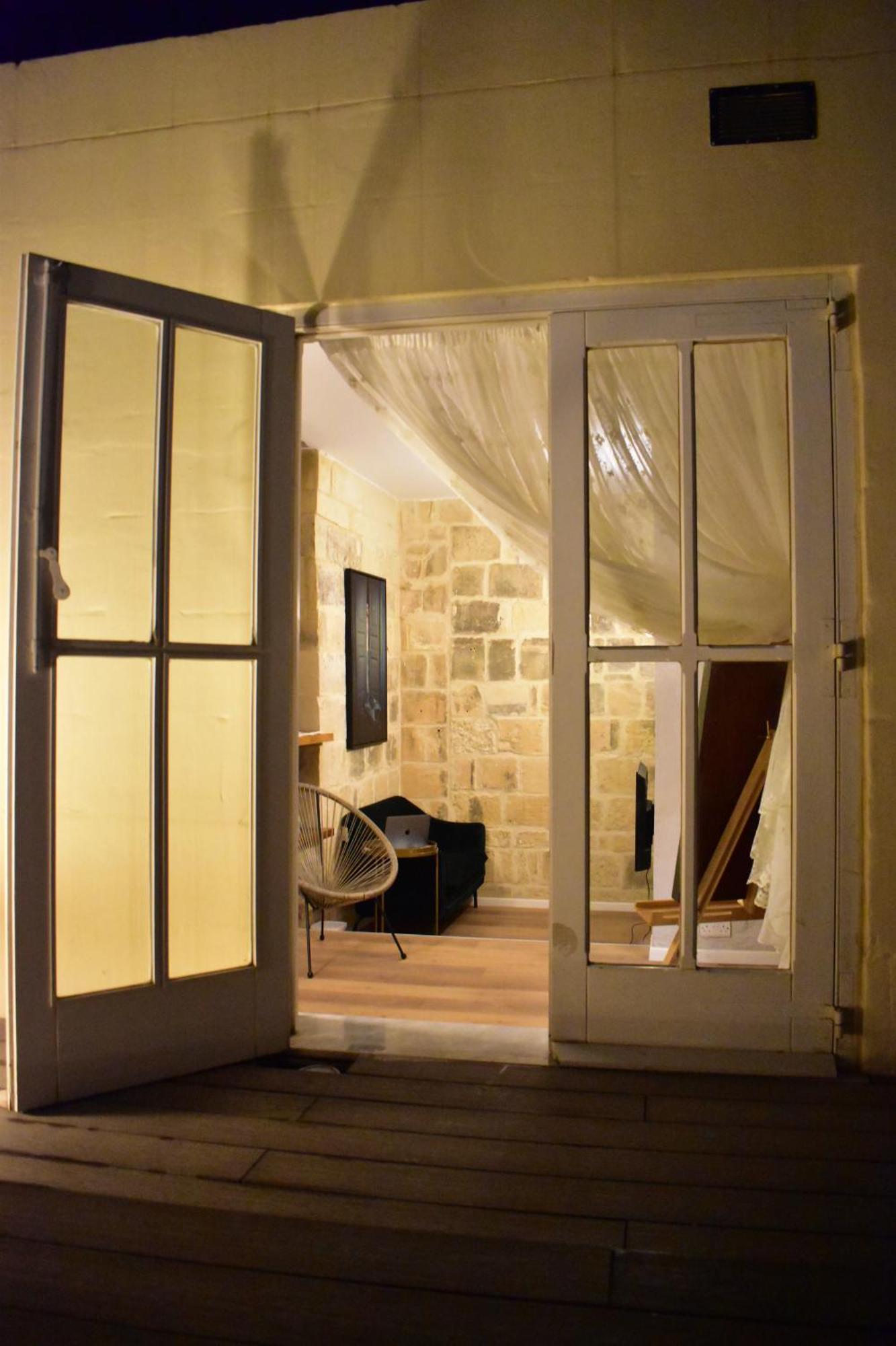 Grand Arcanum Apartment 2 - Comfortable And Elegant セングレア エクステリア 写真