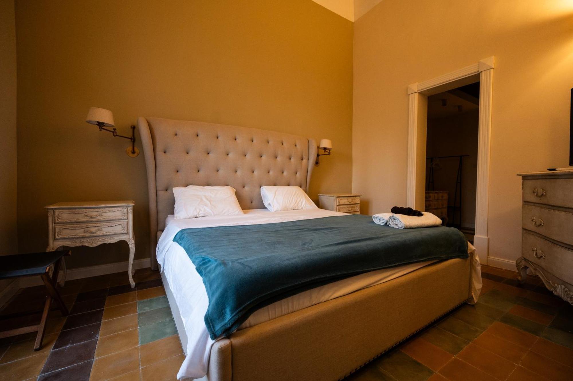 Grand Arcanum Apartment 2 - Comfortable And Elegant セングレア エクステリア 写真