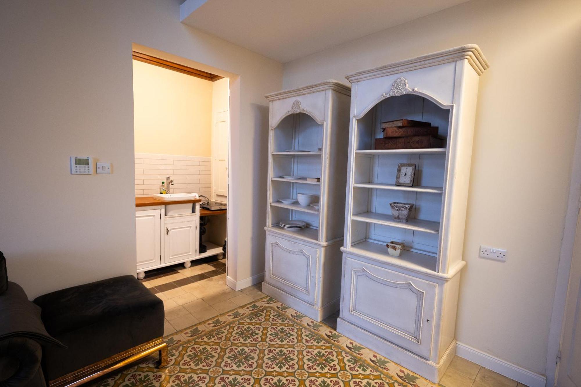 Grand Arcanum Apartment 2 - Comfortable And Elegant セングレア エクステリア 写真